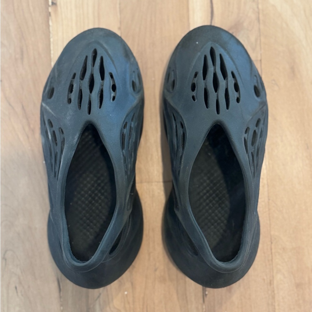 Yeezy Black Foam Runners